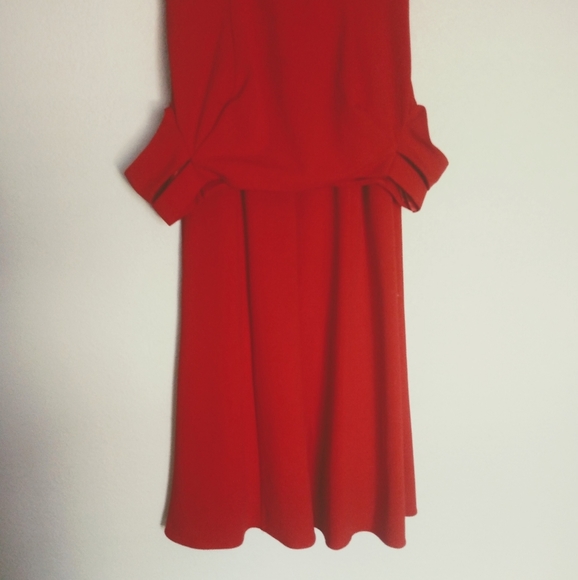 Off-Shoulder Red Evening Gown - Picture 14 of 16